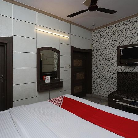 Hotel O Vanshika Агра Экстерьер фото