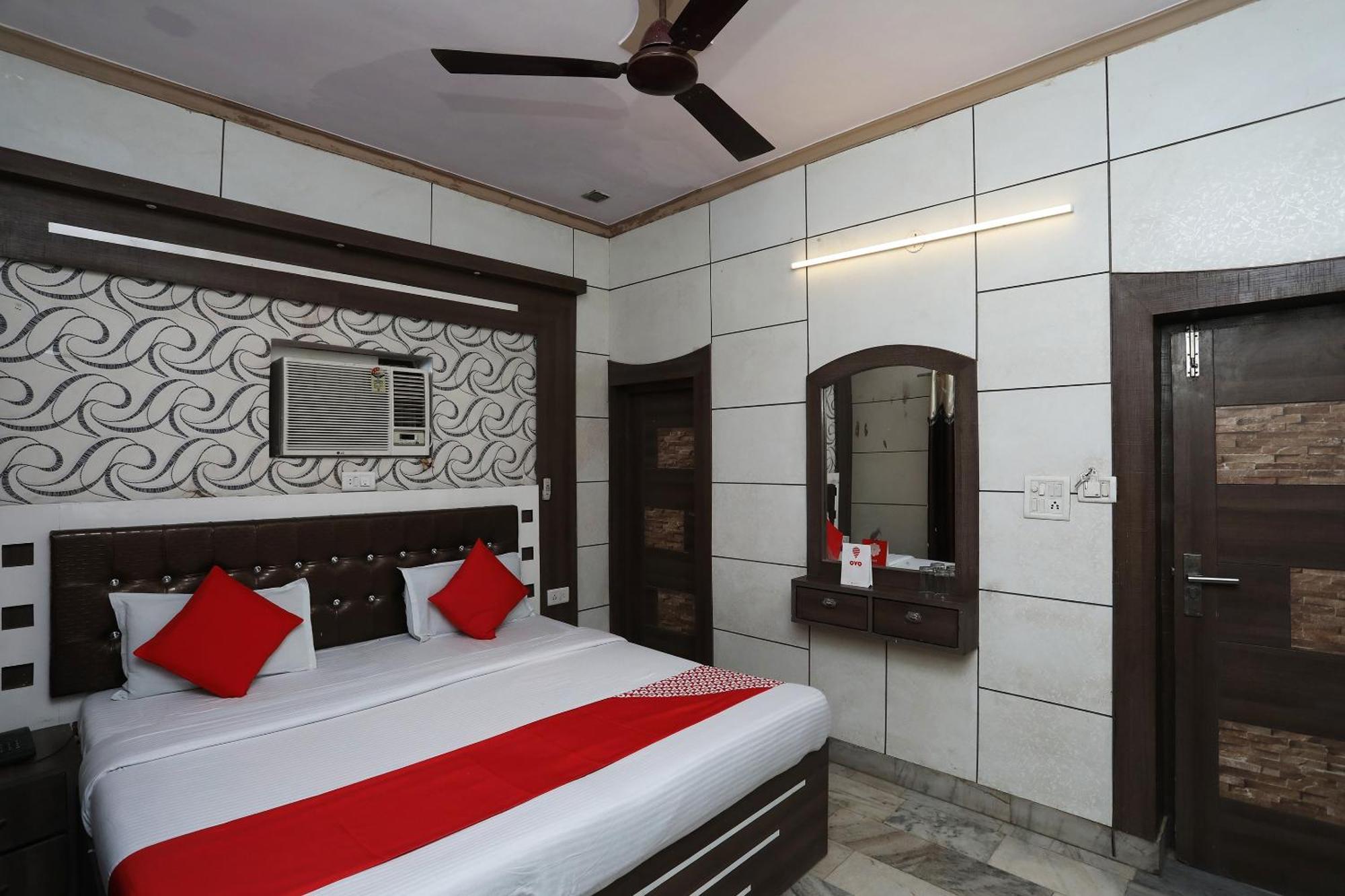 Hotel O Vanshika Агра Экстерьер фото