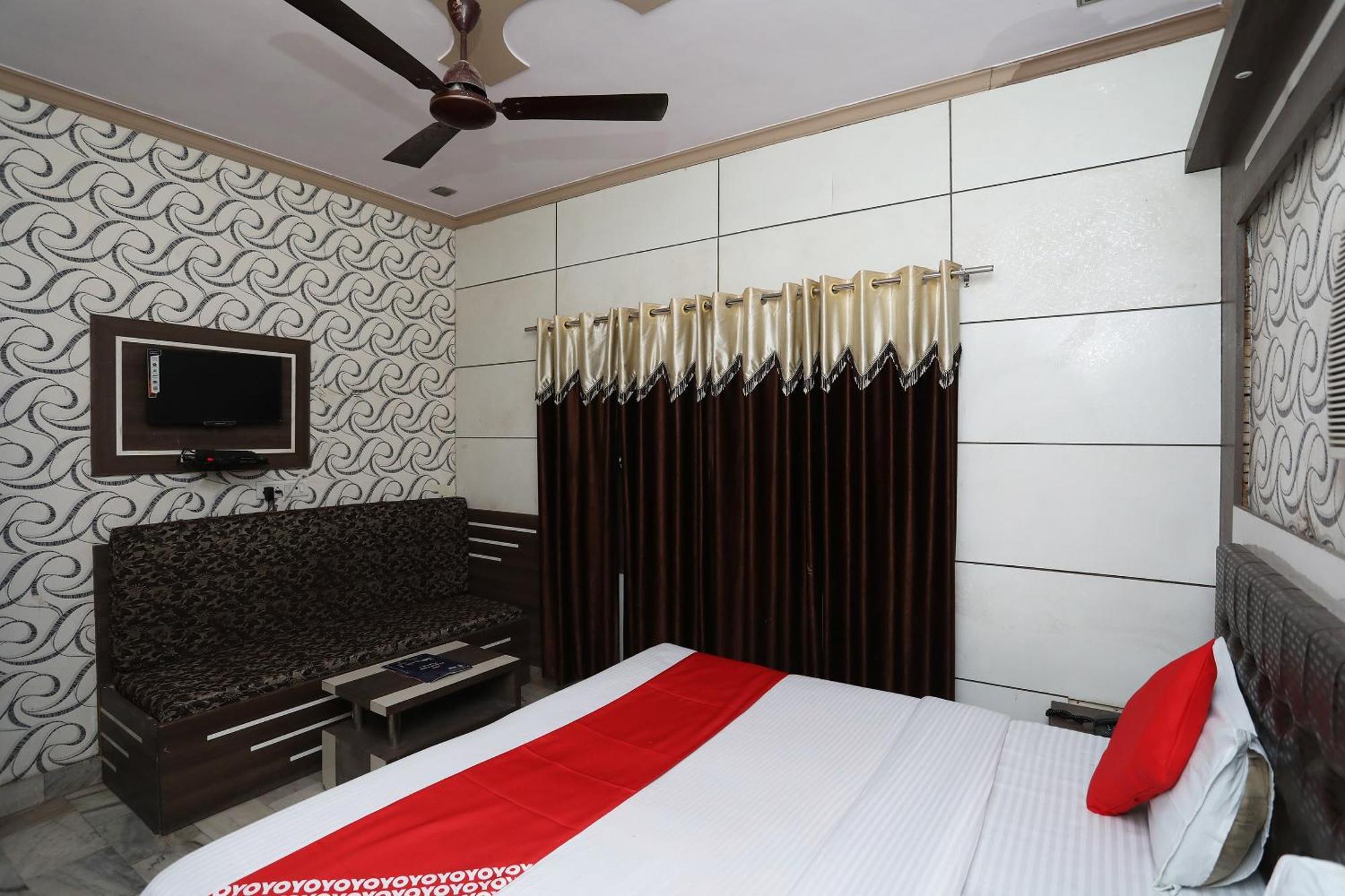 Hotel O Vanshika Агра Экстерьер фото